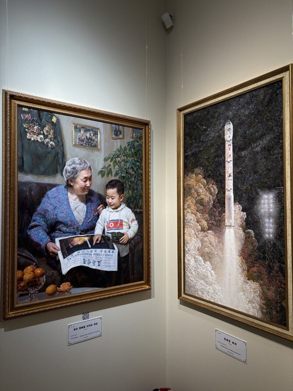 露で相次ぐ「北朝鮮推し」の動き 戦争絵画の美術展、記念像の建立も