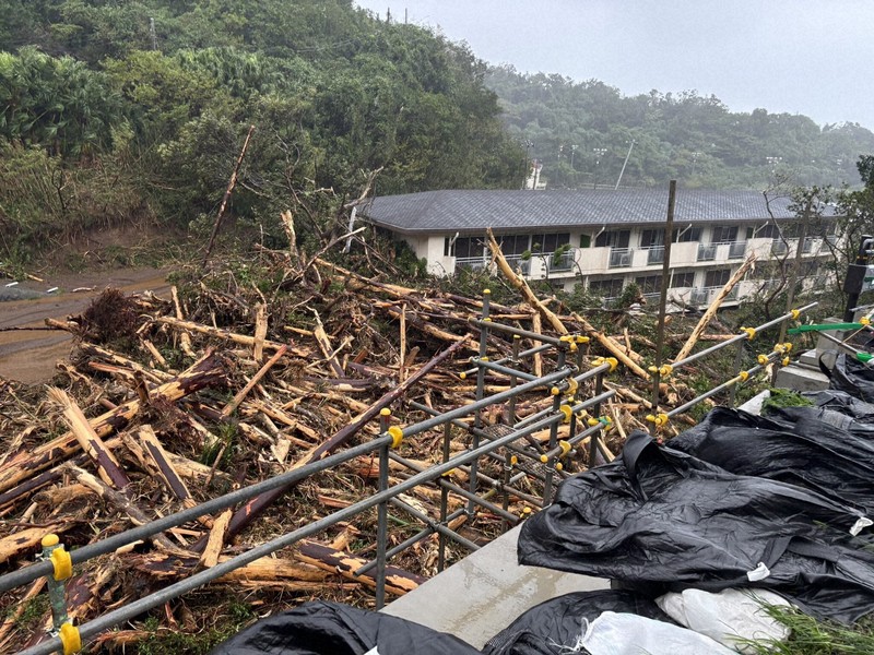 台風被害の八丈島、水源7割が使用不可に 人的被害は確認されず | 毎日新聞