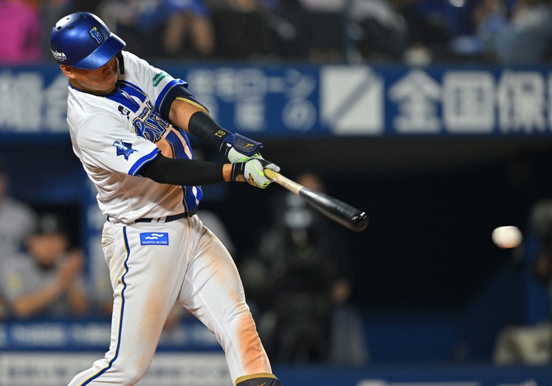 蝦名のサヨナラ打でDeNAが巨人に勝利 プロ野球セ・リーグCS第2戦 [写真