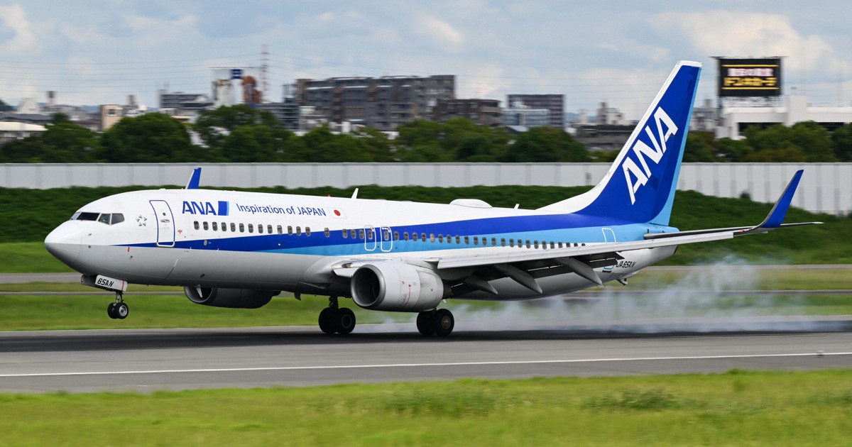 ANA旅客機の前輪が破損 羽田離陸時に滑走路の照明に接触か | 毎日新聞