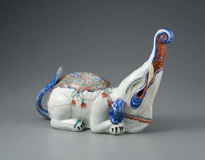 伊万里・鍋島焼所蔵の美術館、名品修復へCF 300万円目標 栃木 | 毎日新聞