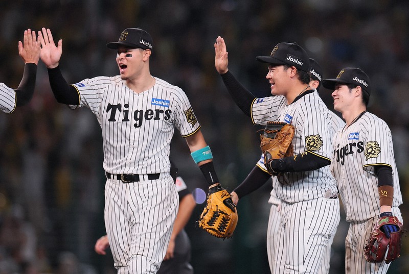 阪神、日本S進出 セ・リーグCS 阪神－DeNA [写真特集1/27] | 毎日新聞