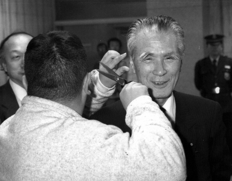 余録：村山富市元首相が旧社会党委員長時代の… | 毎日新聞