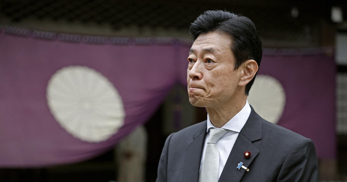 西村康稔元経産相が靖国神社を参拝　玉串料は私費で奉納