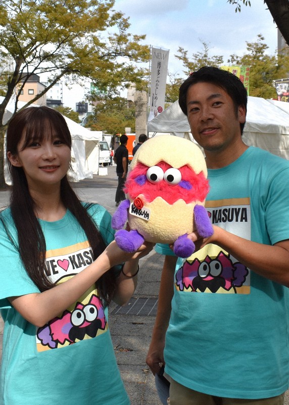 福岡・天神に町村の「ゆるキャラ」大集合 新顔「かすたまちゃん」も