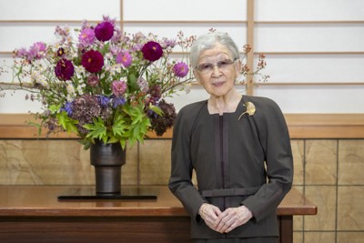 上皇后美智子さま＝東京都港区の仙洞御所で2025年10月9日（宮内庁提供）