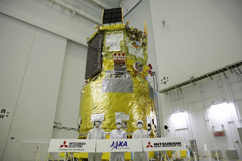 宇宙に舞った折り鶴 約束果たした油井さんに届ける新型宇宙船 | 毎日新聞