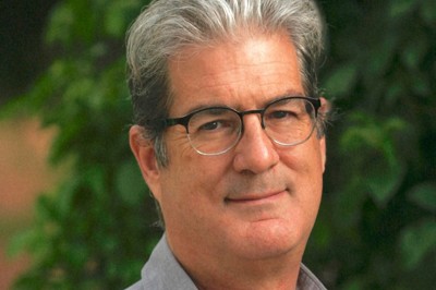 自民党の高市早苗総裁が米西部コロラド州デンバーのパトリシア・シュローダー元米民主党下院議員の事務所で勤務した当時の同僚、キップ・シュロータスさん＝本人提供