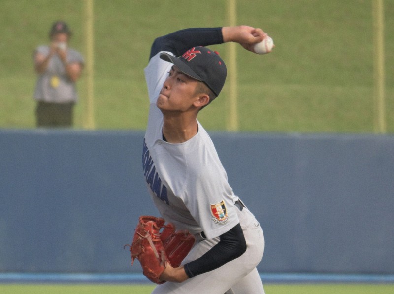 救援登板の横浜・織田「ふがいない投球で…」 秋季高校野球関東大会