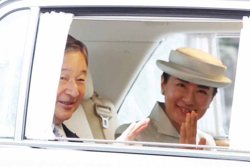 上皇后美智子さま誕生日 両陛下らお祝い [写真特集7/6] | 毎日新聞