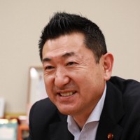 赤間二郎国家公安委員長＝岡本同世撮影