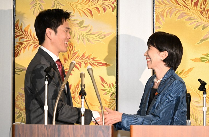 アクセル踏みまくる」息巻く維新 自民との連立、政策協議に試練 | 毎日新聞