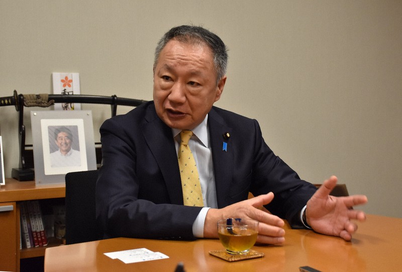 側近が語る高市首相の「頑固さ」 サッチャー元英首相との共通点とは