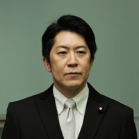 佐藤啓官房副長官＝首相官邸で2025年10月21日午後10時、尾籠章裕撮影