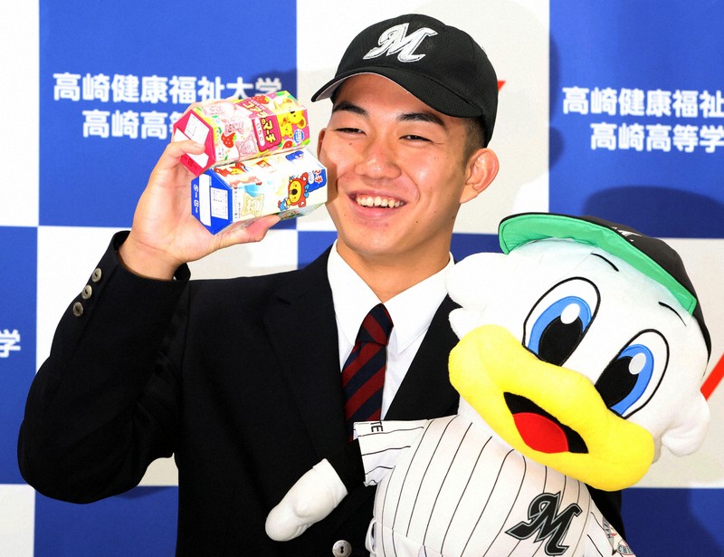 これから恩返しを」ロッテ1位の健大高崎・石垣元気 ドラフト会議
