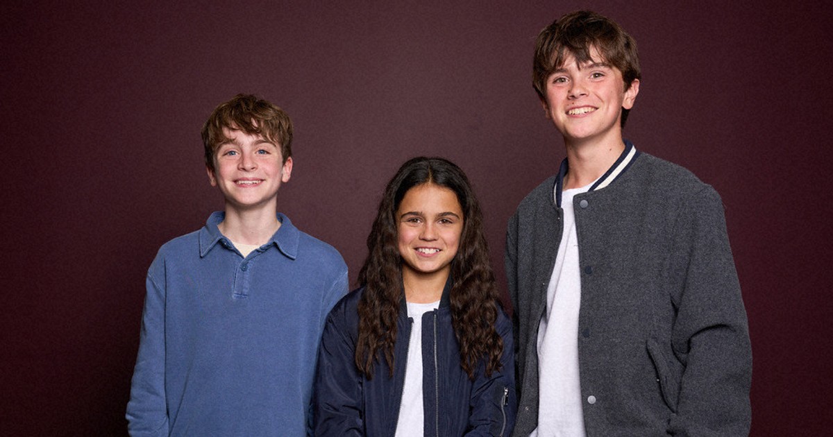 A new Harry Potter, Hermione Granger and Ron Weasley want to tell you a story