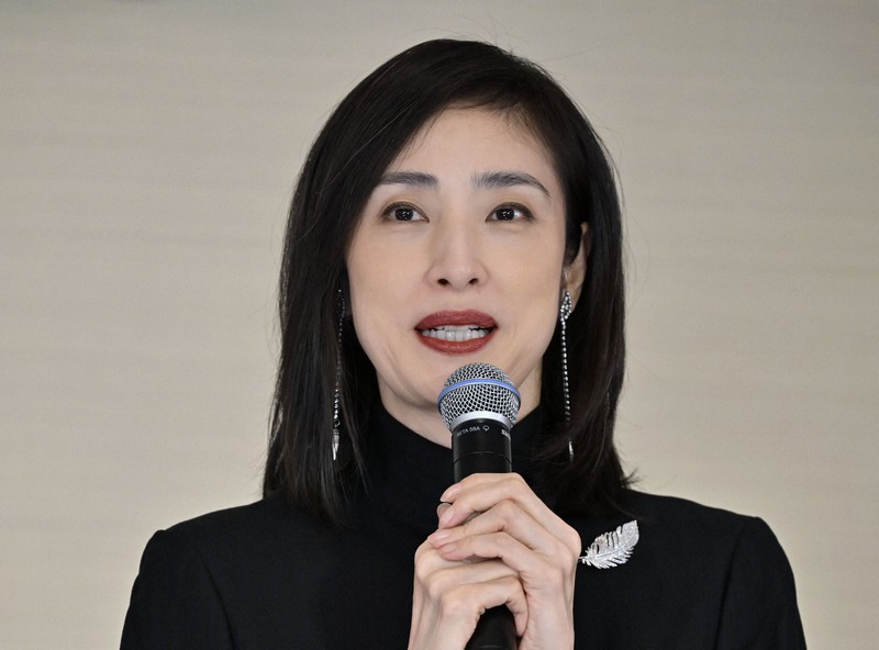 映画「てっぺんの向こうにあなたがいる」に出演する天海祐希さん＝大阪市中央区で2025年10月17日、北村隆夫撮影