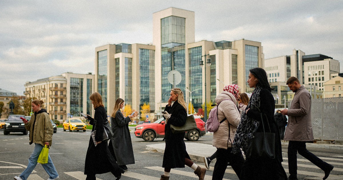 Trump's turnaround on sanctions targets Russia's oil companies that fund the war in Ukraine