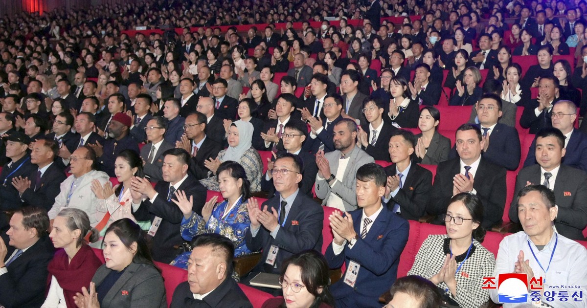 N. Koreans head to cinema as nation holds 1st int'l film festival in 6 yrs