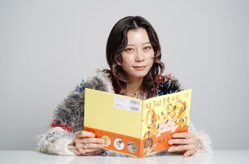 俳優のSUMIREさんが絵本デビュー 自然との共生描く〝こびと〟リリアの