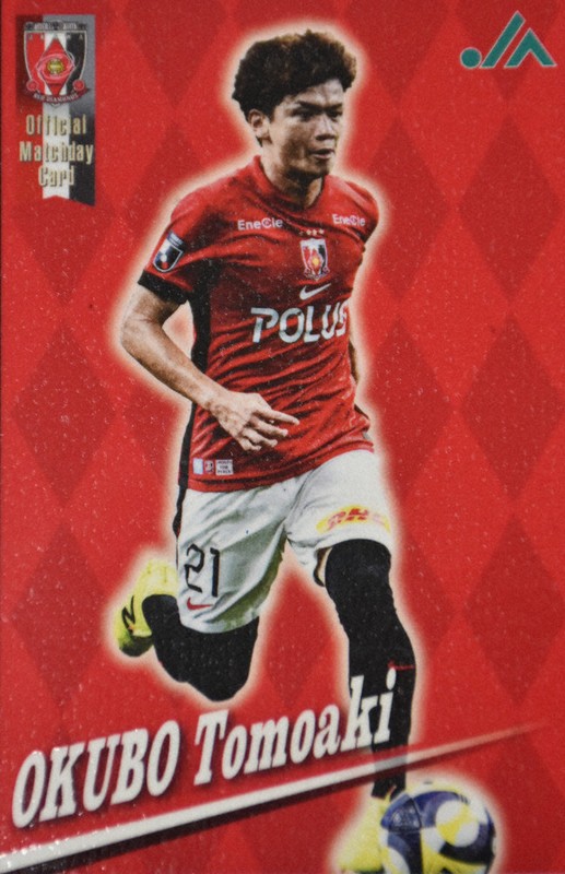 サッカー J1 浦和レッズ 進むSDGs マッチデーカードに再生紙・ペット