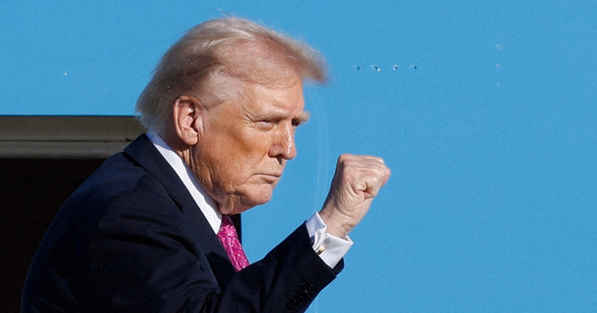 Trump heads to 3-country sprint in Asia, meeting with Xi as government shutdown drags on at home