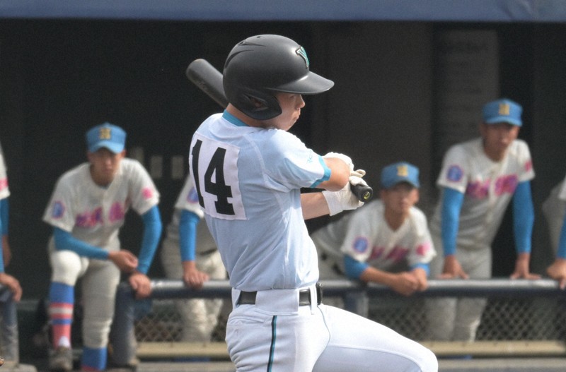 山梨学院が3年ぶり3回目の優勝 花咲徳栄破る 高校野球秋季関東 | 毎日新聞