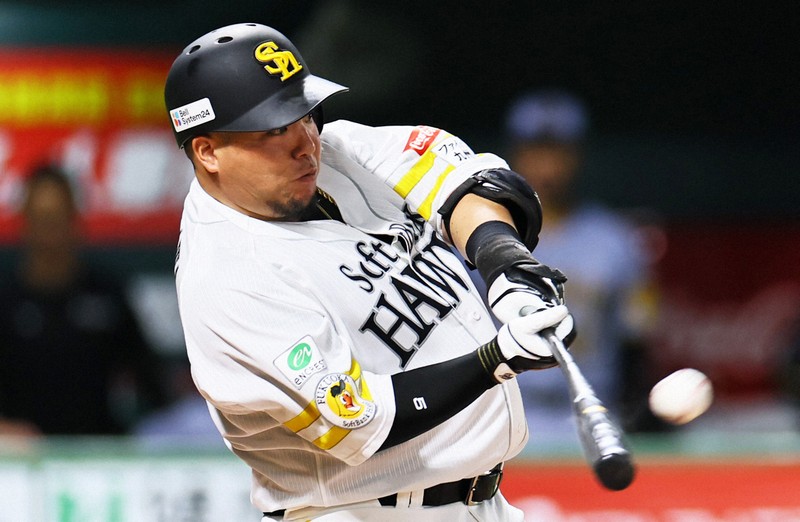 ソフトバンクホークス山川穂高バット 今日のヒーロー #山川穂高 #ダウンズ #2025年4月9日 #オリックス