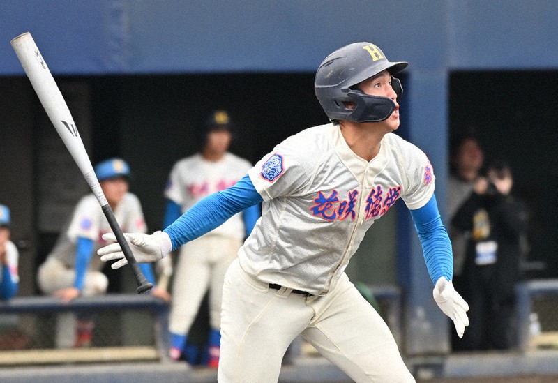 秋季高校野球：関東大会 花咲徳栄 初Vならず 13年ぶりの準優勝 ／埼玉
