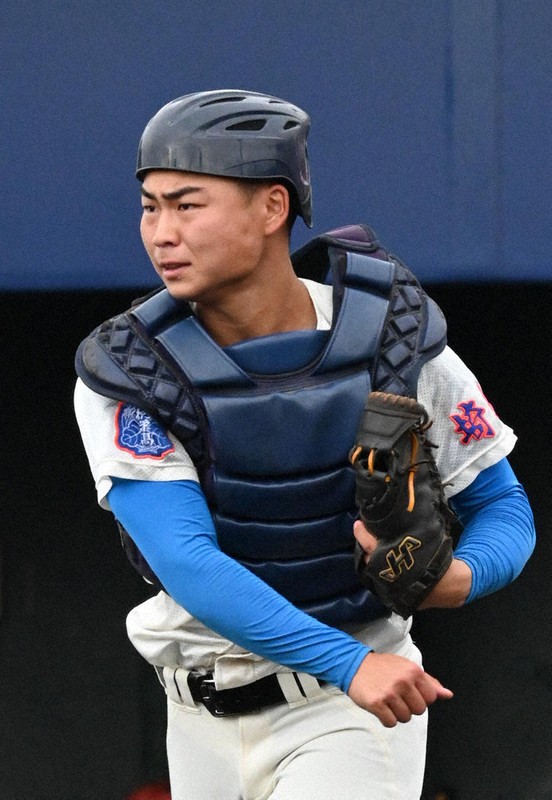 秋季高校野球：関東大会 花咲徳栄 初Vならず 13年ぶりの準優勝 ／埼玉