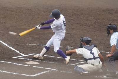 秋の高校野球：秋季近畿地区高校野球大会 準々決勝 天理、橿原学院が