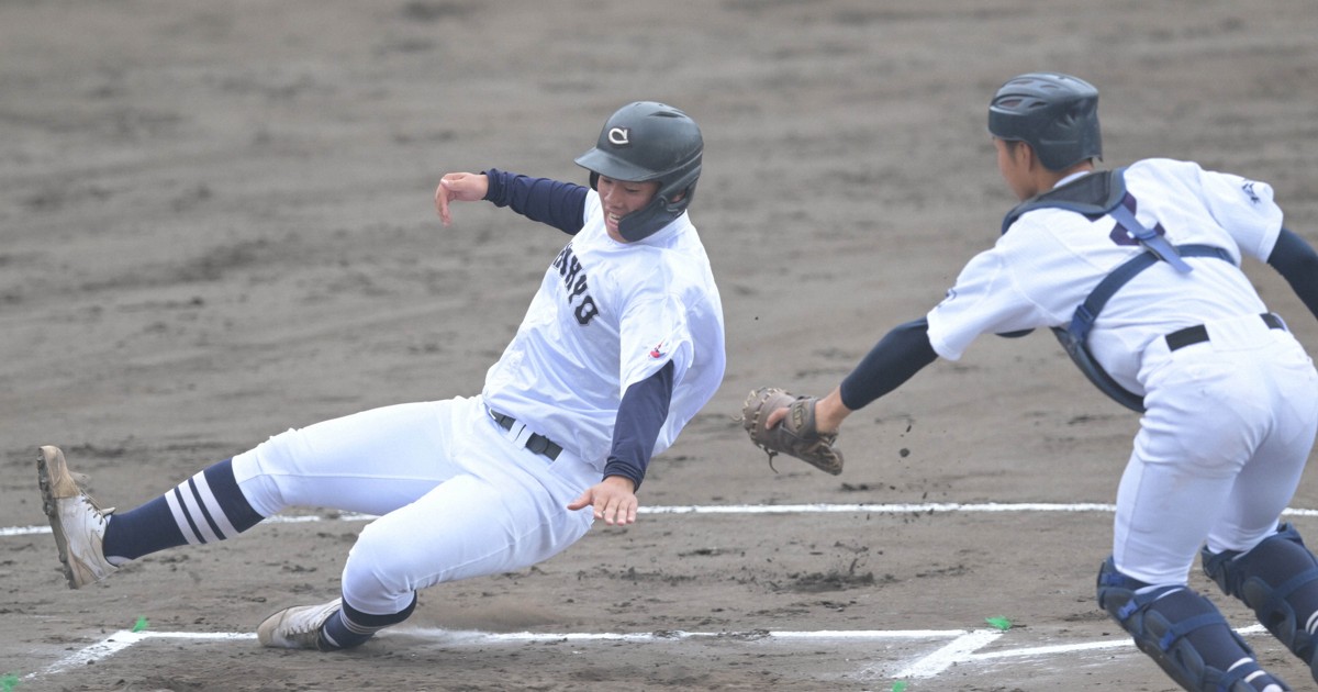 秋季東海地区高校野球決勝】 三重－中京大中京 [写真特集10/13] | 毎日新聞