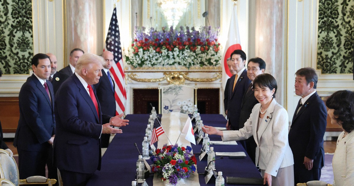 トランプ氏「最高レベルの同盟国だ」 日米首脳、関税合意文書署名