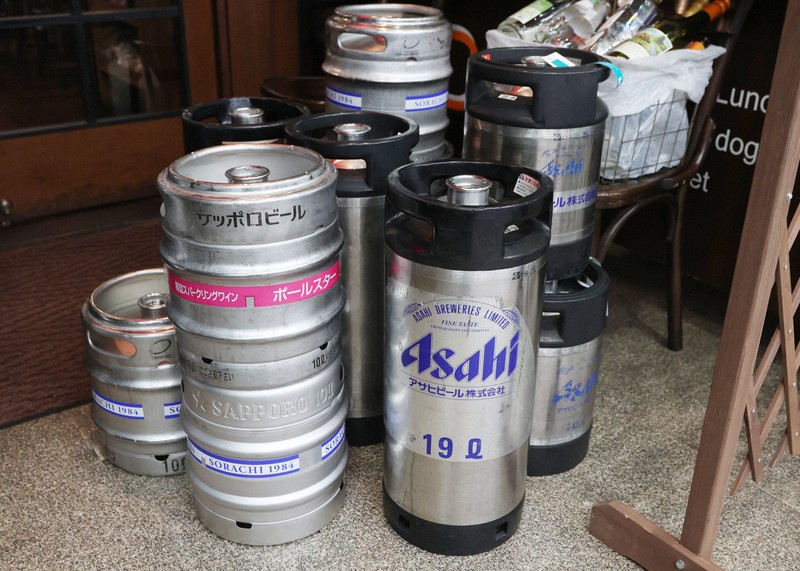 サイバー被害でアサヒ社員「おわび行脚」 ビール注ぎ名人の店も品薄