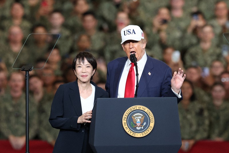 トランプ大統領と高市首相 米空母で演説 [写真特集1/15] | 毎日新聞