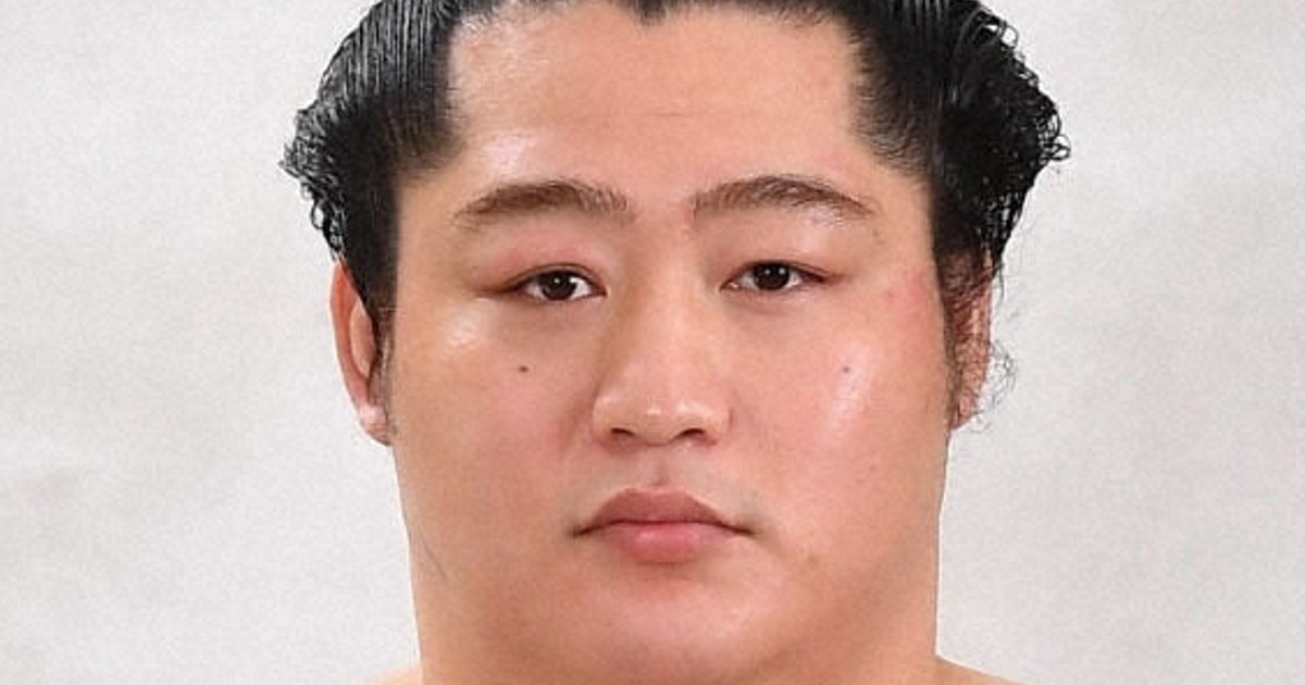 Sumo: Popular former komusubi Endo to retire from competition