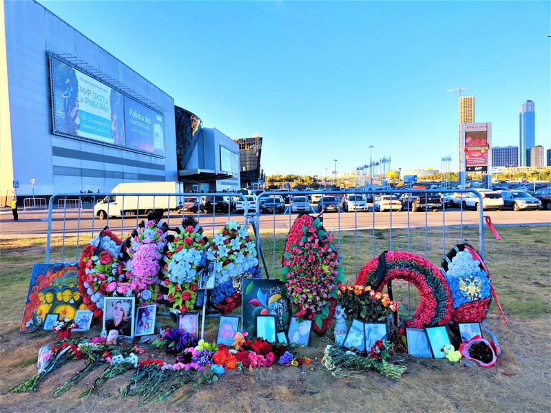 移民が直面する「組織的な屈辱」 モスクワ・149人犠牲テロの土壌