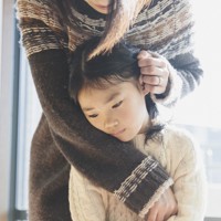 受験レースにストレスをため込んだ長女。塾から帰ると、決まって表情は暗く「死んだ」ような目をしていた（写真はイメージ）＝ゲッティ