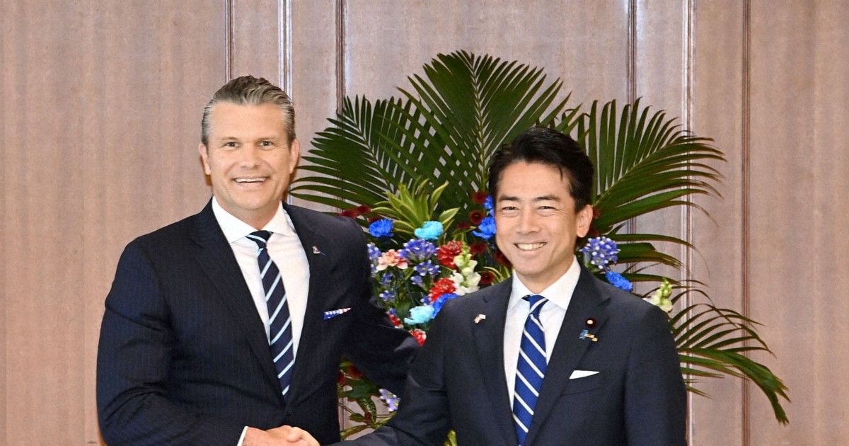 Koizumi conveys to US resolve to increase Japan's defense spending