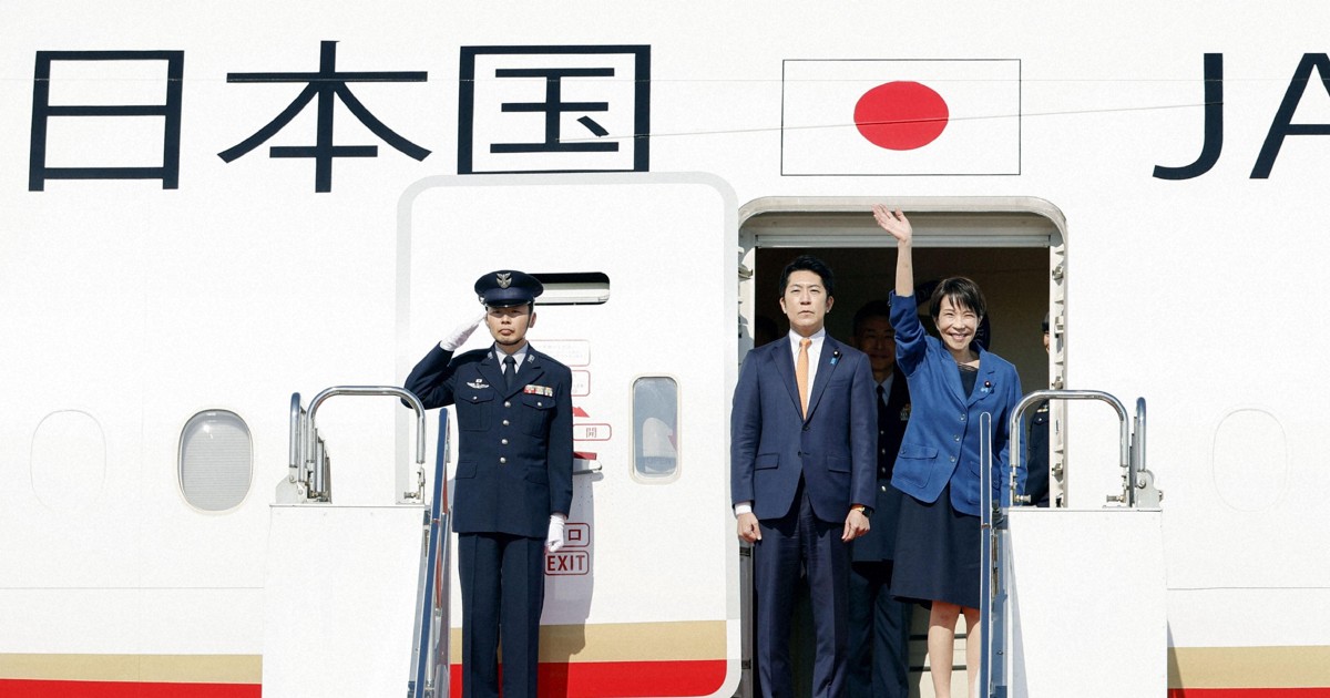 Japan PM Takaichi leaves for APEC summit, bilateral talks in S. Korea