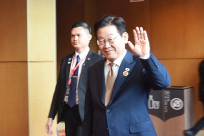 東南アジア諸国連合（ASEAN）関連首脳会議に出席した李在明大統領＝マレーシアの首都クアラルンプールで2025年10月27日、武内彩撮影