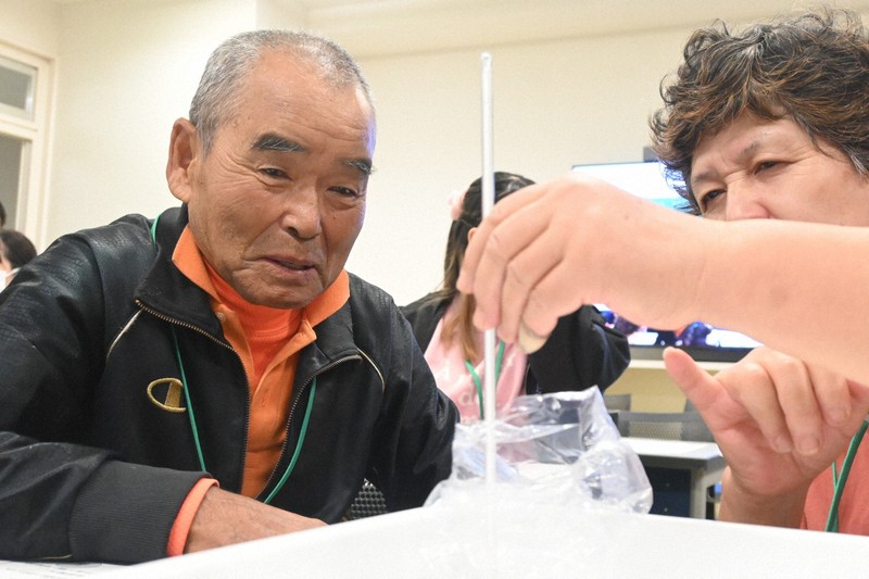 スーパーボランティア」尾畠さん、86歳で夜間中学へ 念願の学業 | 毎日新聞