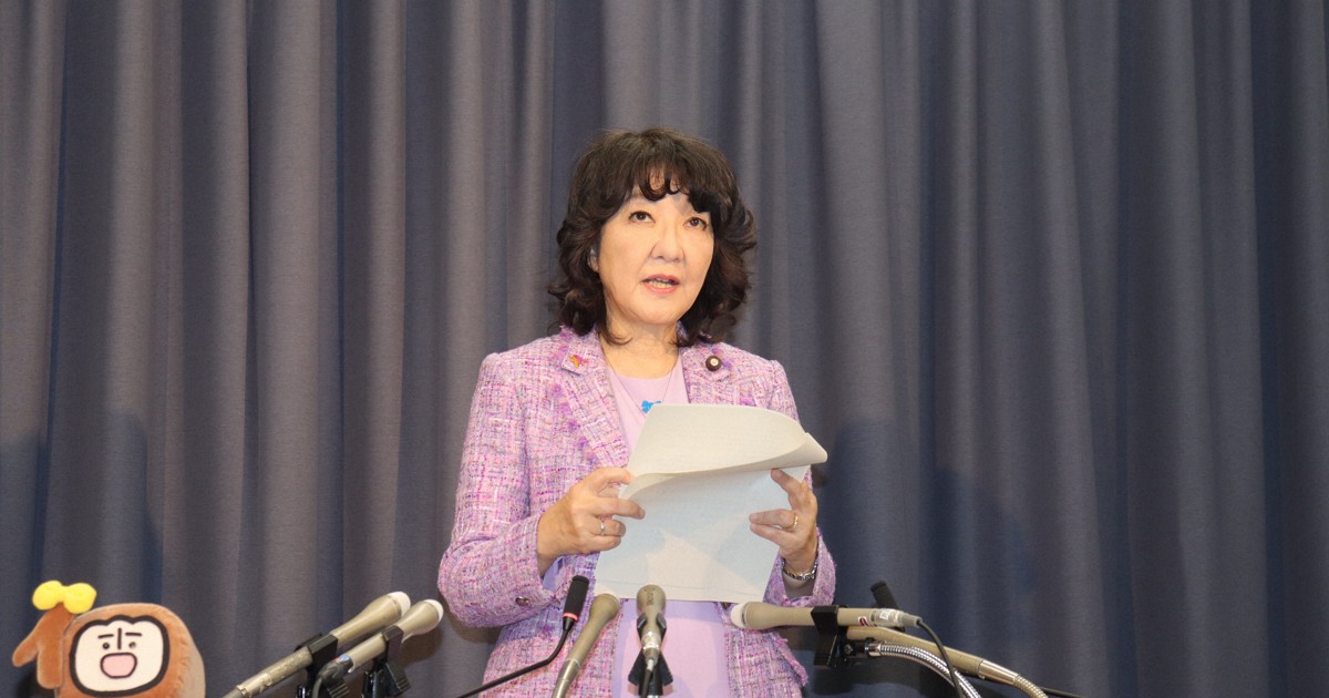 Japan finance chief warns against 'extremely one-sided, rapid' forex moves