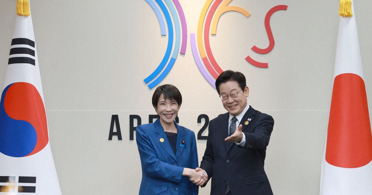 高市首相が日韓首脳会談で太極旗に一礼 「異例だ」韓国で注目集める