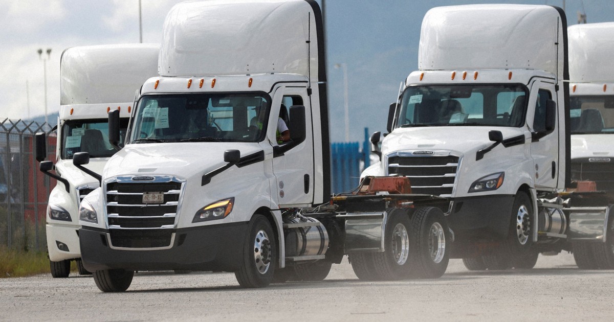 米国、中・大型トラック25％関税を発動　日本も対象