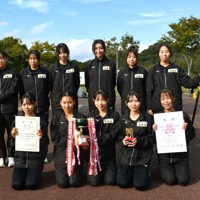 【滋賀】比叡山　13年連続15回目＝滋賀県野洲市北桜の県希望が丘文化公園で2025年11月2日午後2時26分、礒野健一撮影