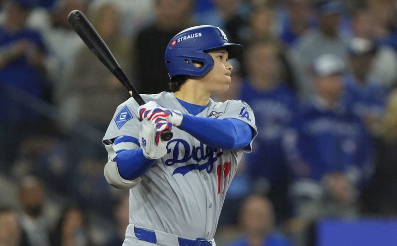 ワールドシリーズ運命の第7戦 大谷「二刀流」で先発、初打席ヒット