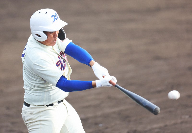 神戸国際大付が9年ぶりの決勝へ 大阪桐蔭降す 秋季高校野球近畿 | 毎日新聞