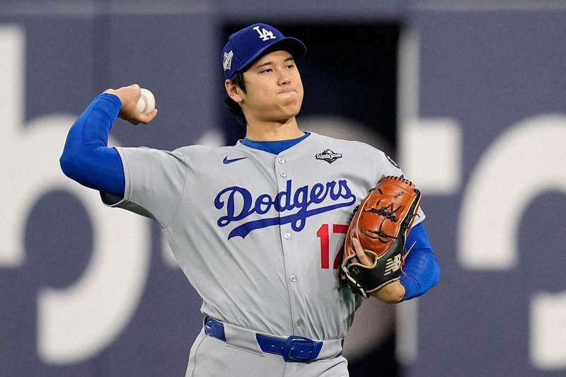山本由伸投手、試合を締める ドジャースがワールドシリーズ連覇 [写真