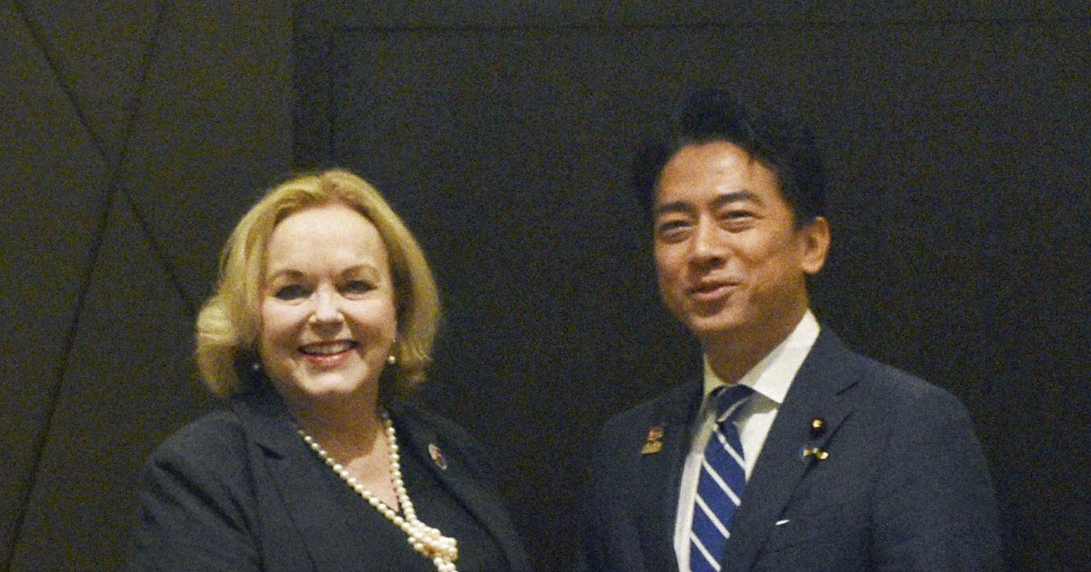 Japan, New Zealand defense chiefs discuss possible frigate deal